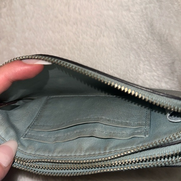 Coach wallet - Picture 2 of 3